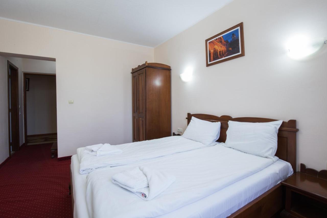 Dumbrava Sibiului Hotel Екстериор снимка